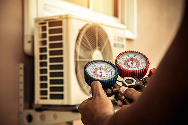 Professional Hvac technician working in Chester, NY